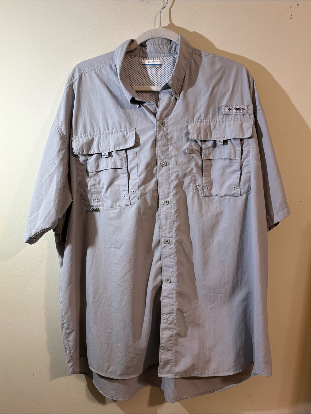 Columbia PFG men's X-Large fishing shirt vented back mesh lining for cool breeze